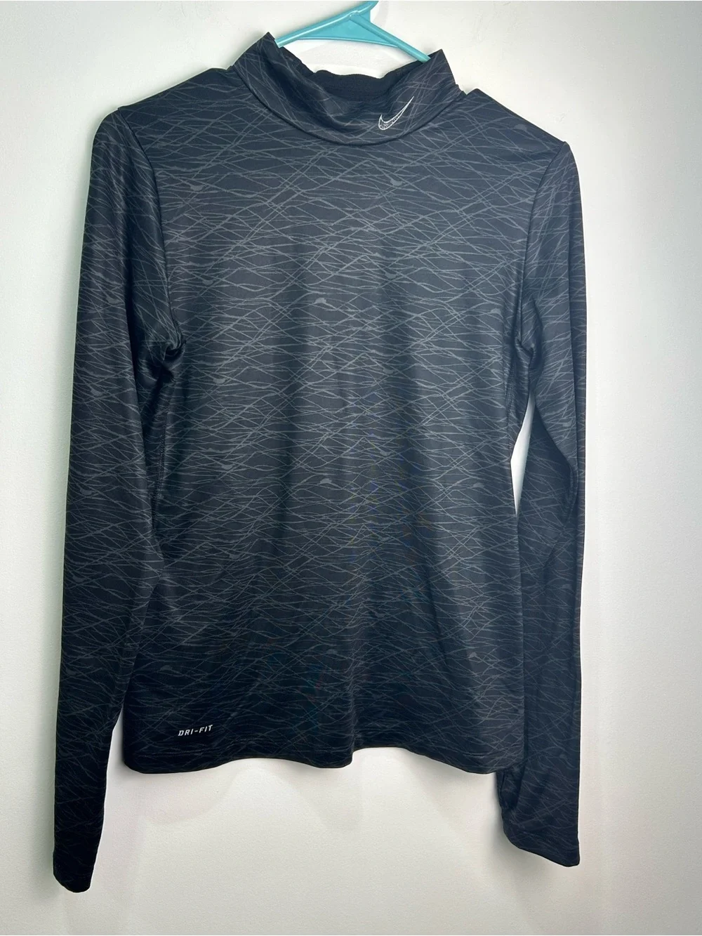 Nike Black Patterned Long-Sleeve Dri-FIT Mock Neck Top